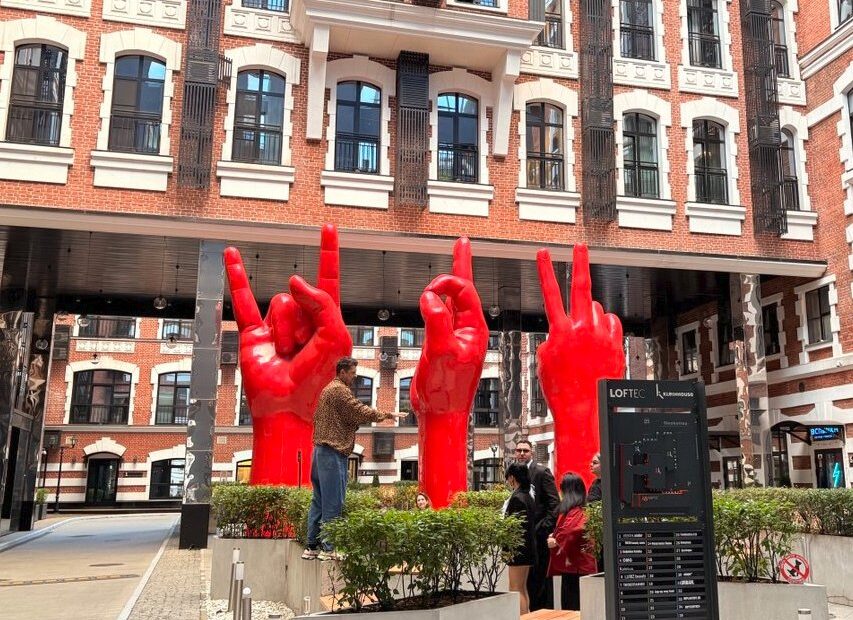 The Moscow Vortex. How to keep up with life when a year flies by in a month the moscow vortex