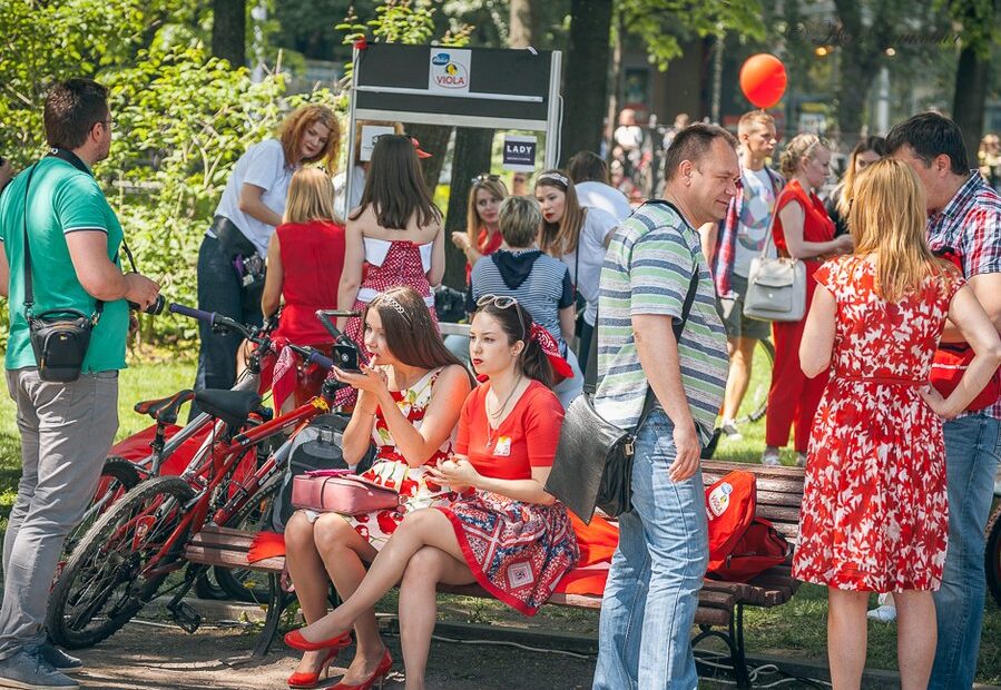 Two Weeks of Breathing Room: How Moscow Bills You for the New Year Indulgence Припудрить 1